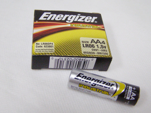 alkaline AA batteries