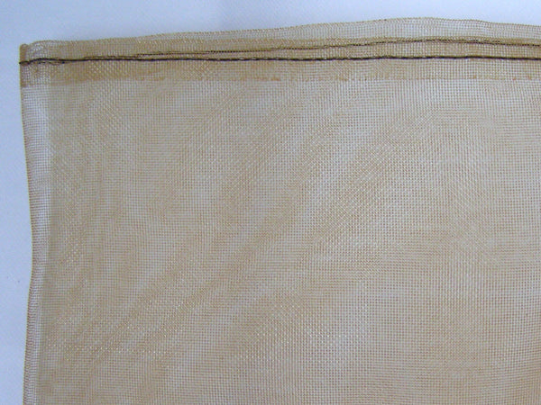 mesh bag to protect bunches of dates
